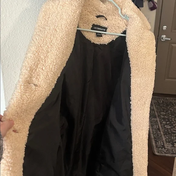 Sherpa Teddy Winter Coat 🧥 - Picture 6 of 7